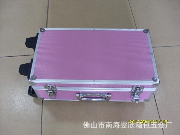 供应生产铝框abs行李箱 贴牌礼品铝框行李箱 铝制边框拉杆箱定做