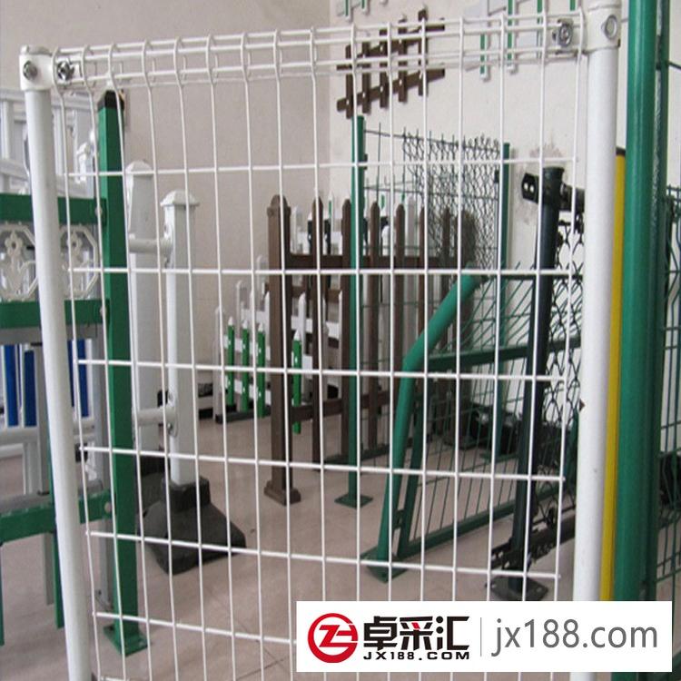护栏网 场地护栏网 建筑护栏网 公路护栏网 双边丝护栏网规格齐全