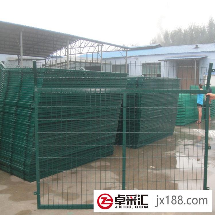 护栏网 厂家供应绿色双边丝护栏网 批发不锈钢铁丝护栏网