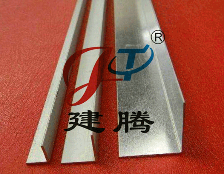 厂家供应阴角彩钢配件 铝条接缝条  活动房配件 护墙角拐角条