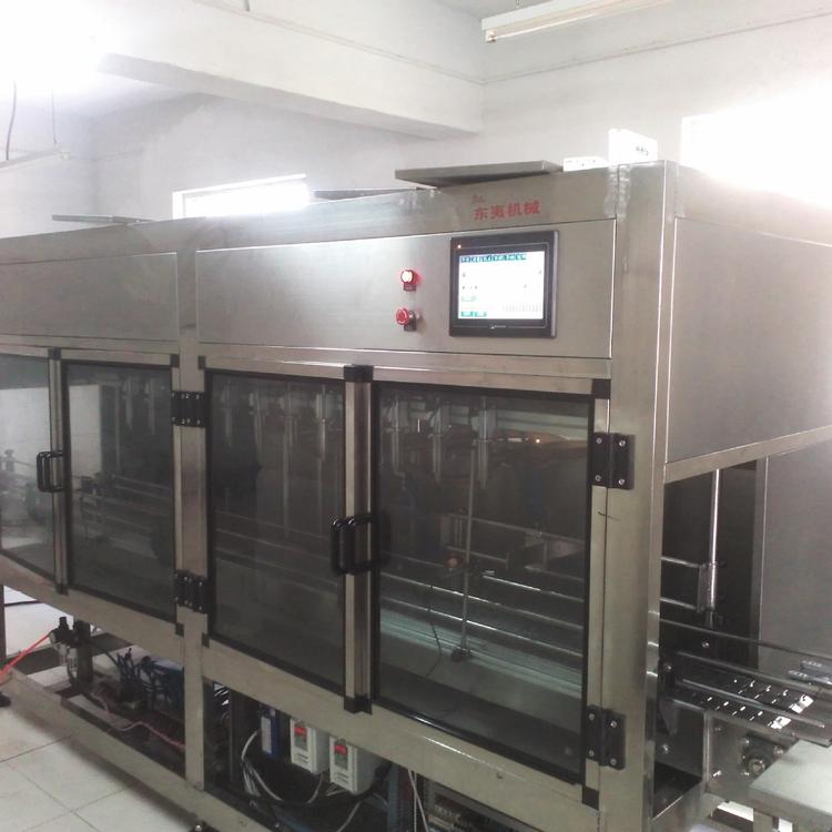 鲁泰牌ZLDB-12型全自动食用油灌装机械 油类包装生产线厂家供应