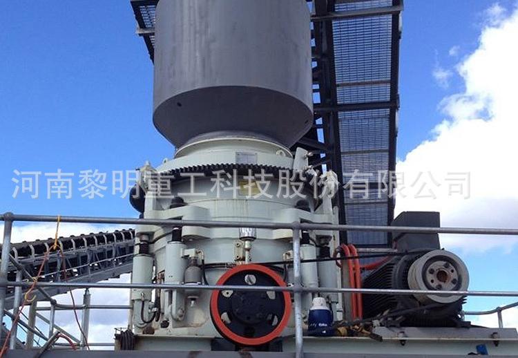 玄武岩破碎设备 新型鹅卵石制砂破碎设备 花岗岩碎石机