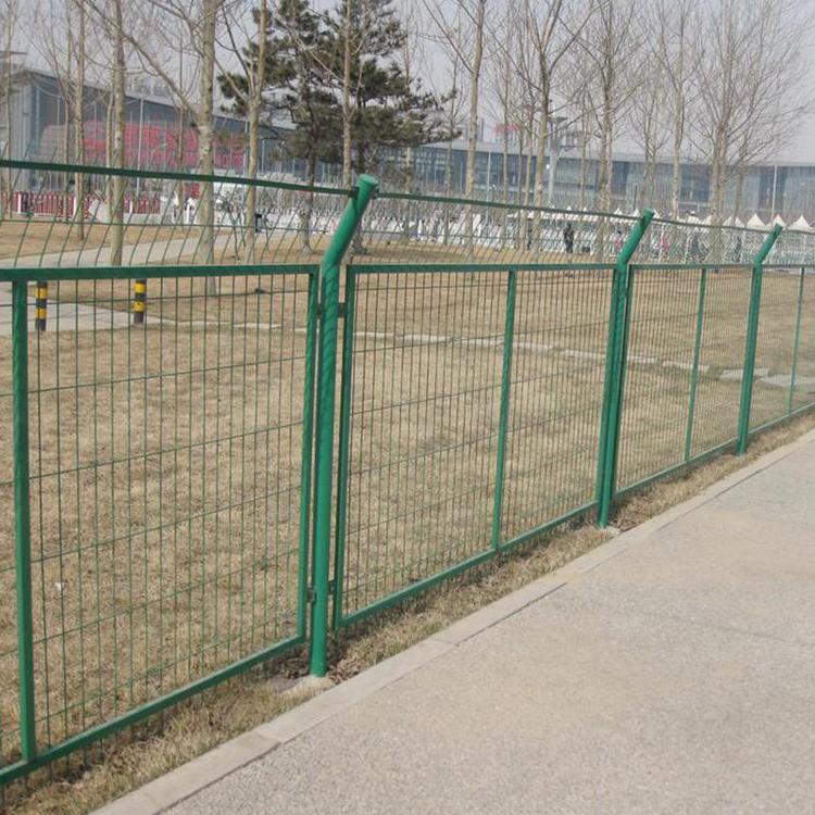 云南昆明厂家框架护栏仓库隔离网 公路护栏网仓库隔离网
