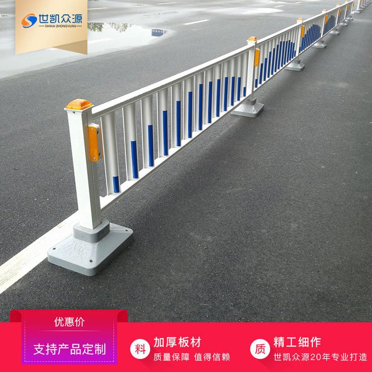 道路护栏隔离栏交通护栏人行道围栏京式防护栏市政公路隔离护栏
