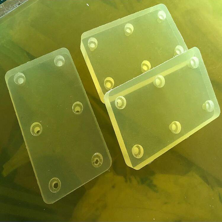 供应聚氨酯筛网聚氨酯件加工聚氨酯胶辊胶辊重庆聚氨酯件