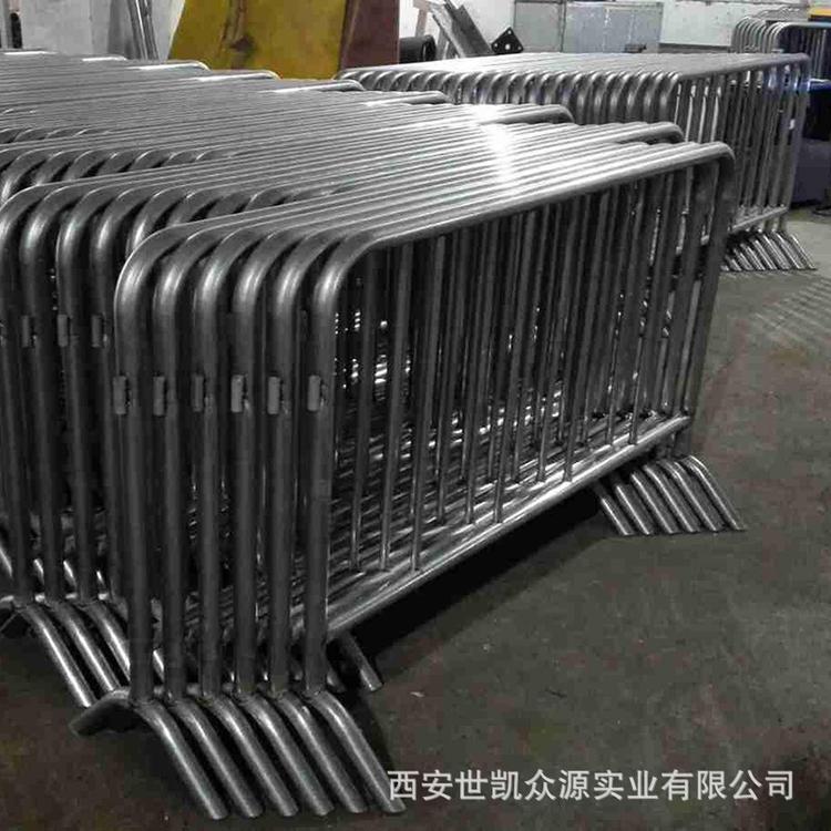 不锈钢交通护栏铁马护栏移动道路隔离栏施工安全围栏西安直销现货