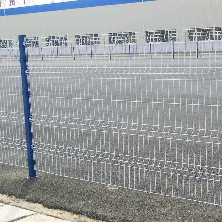 云南昆明 双边丝护栏 果园围栏网 公路铁丝防撞双边丝护栏