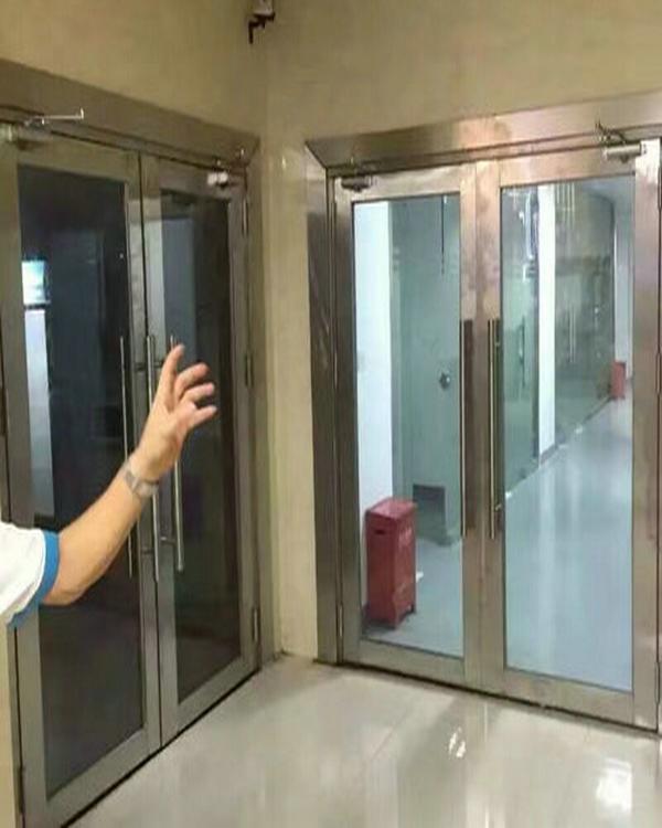 隔热玻璃防火门 防火玻璃门 不锈钢防火玻璃门 消防通道门