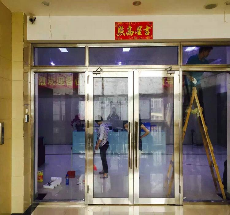四川成都绵阳自贡不锈钢玻璃防火门 防火玻璃门厂家直销