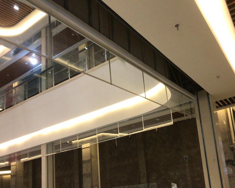 3C认证固定式刚性挡烟垂壁,防火玻璃挡烟垂壁厂家直销