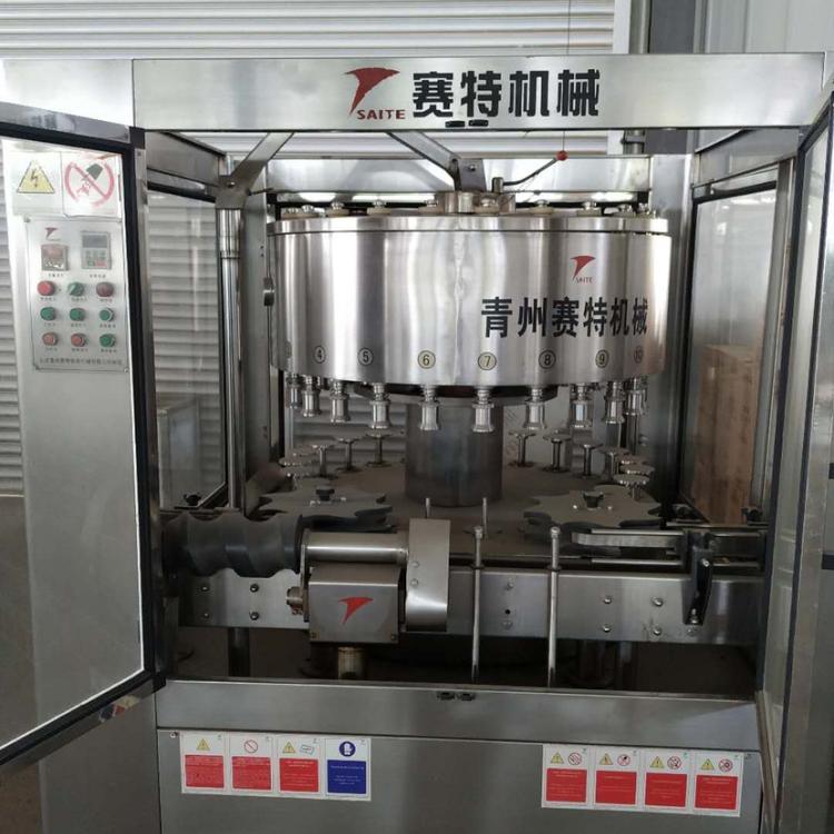 全自动液体定量灌装机  智能感应白酒灌装机 全自动封口机 白酒灌装生产线 山东赛特