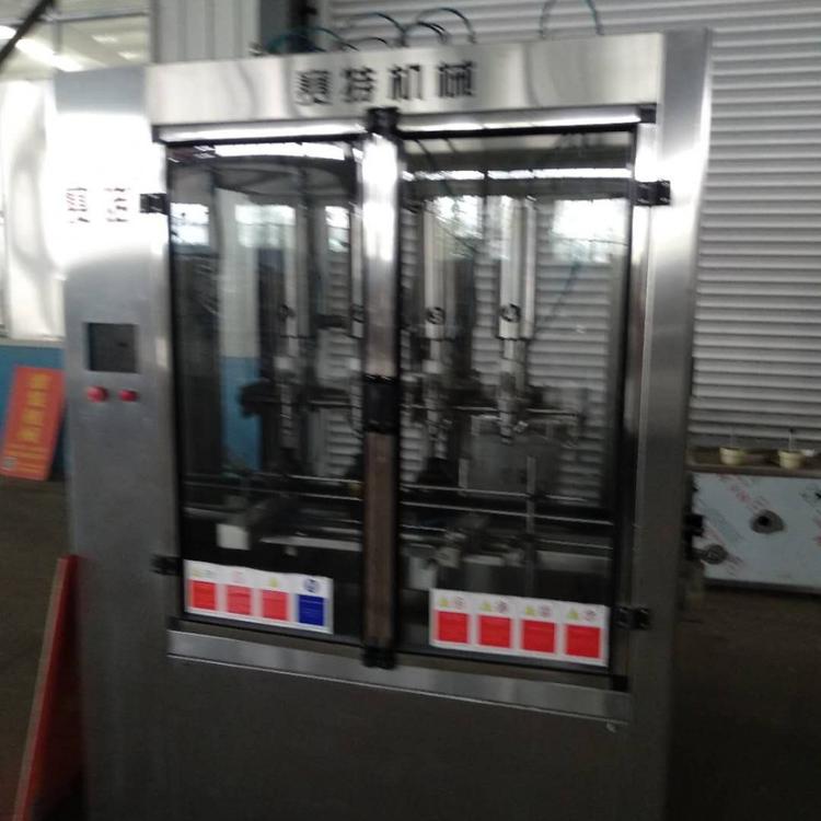 食用油直线式灌装机 - -