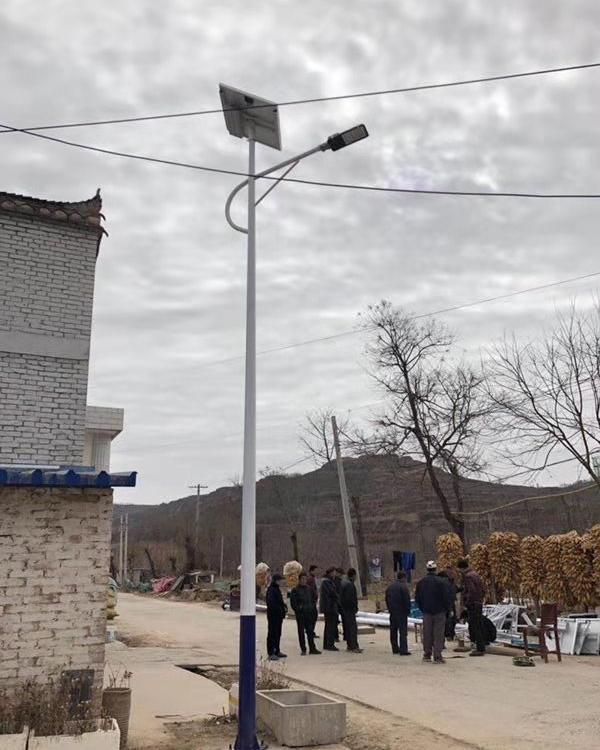 陕西高速公路太阳能路灯 节能LED灯 户外批发道路灯