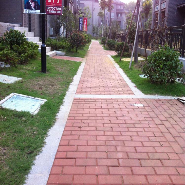 成都广场砖销售 成都盲道砖生产 厂家直销 价格优惠