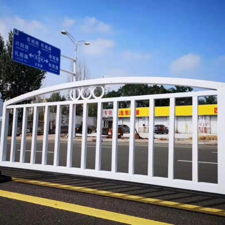 专业制作道路护栏-交通护栏-京式护栏-桥梁护栏-工地防护围挡
