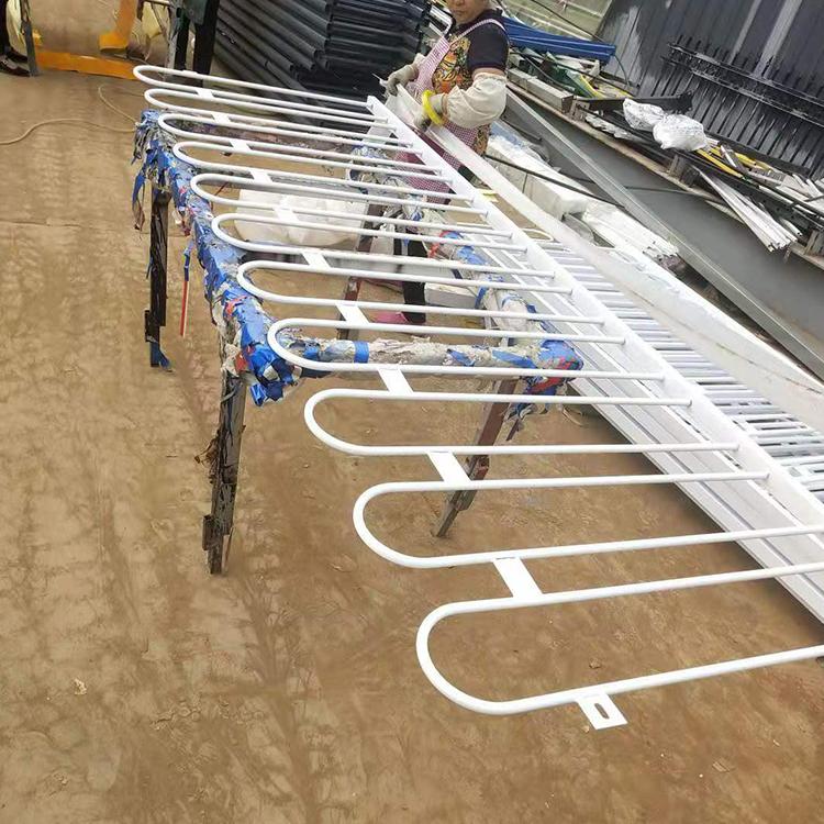 黄金护栏 道路护栏 城市交通护栏 市政交通护栏 花式交通护栏
