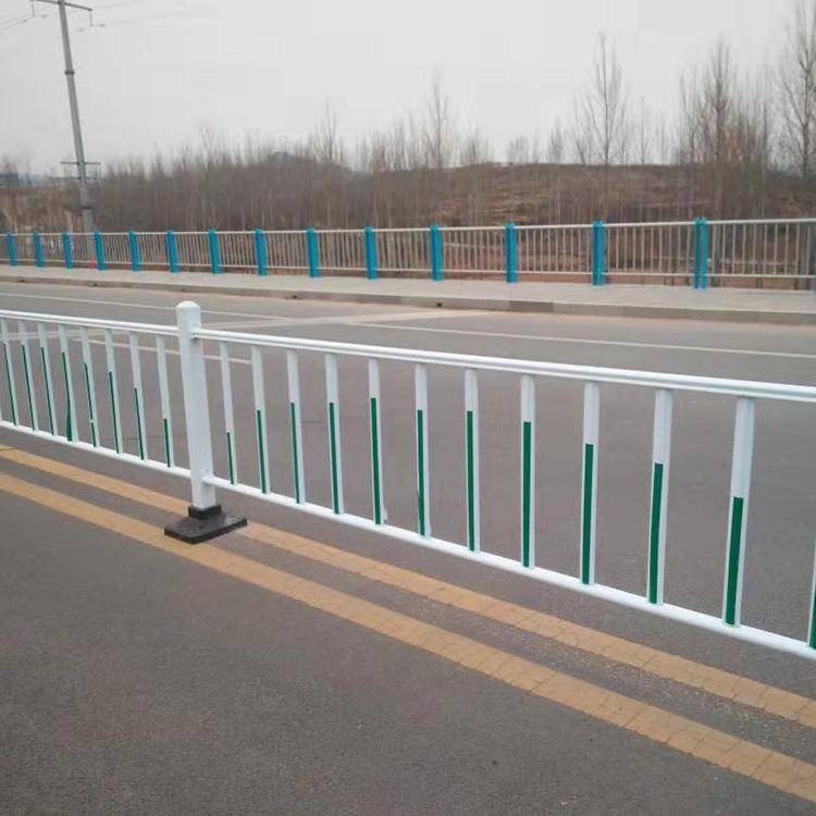 京式道路护栏市政交通护栏 市政京式道路护栏现货 人行道路护栏