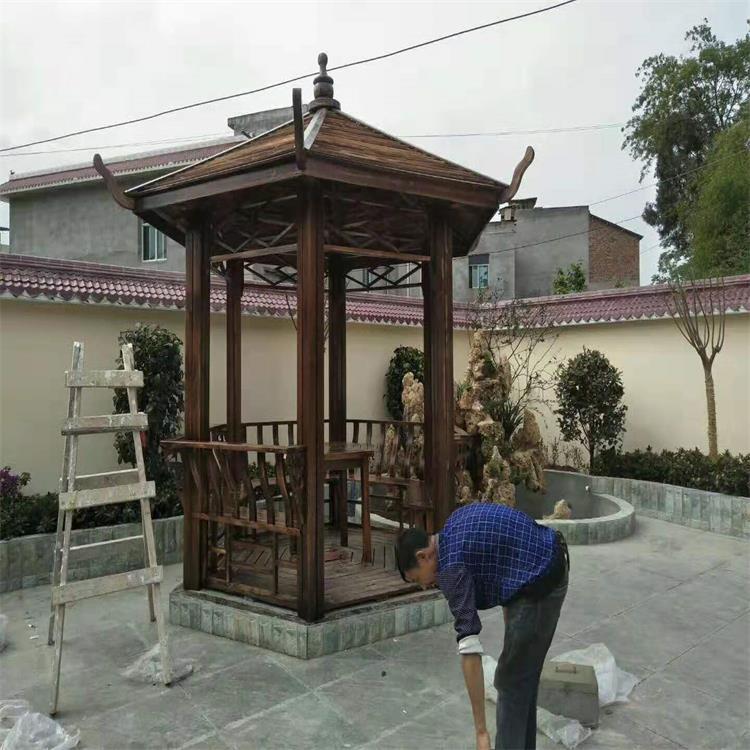 厂家直销碳化防腐木亭子 四川成都屋顶花园施工安装 手工设计 欢迎定制