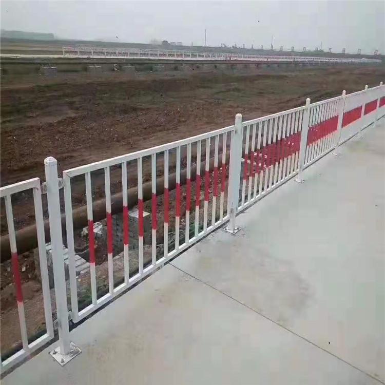 厂家直销基坑护栏_现货供应建筑工地临边防护基坑护栏_地铁施工基坑护栏