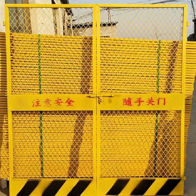 高品质供应建筑工程施工专用电梯门安全防护门可定制