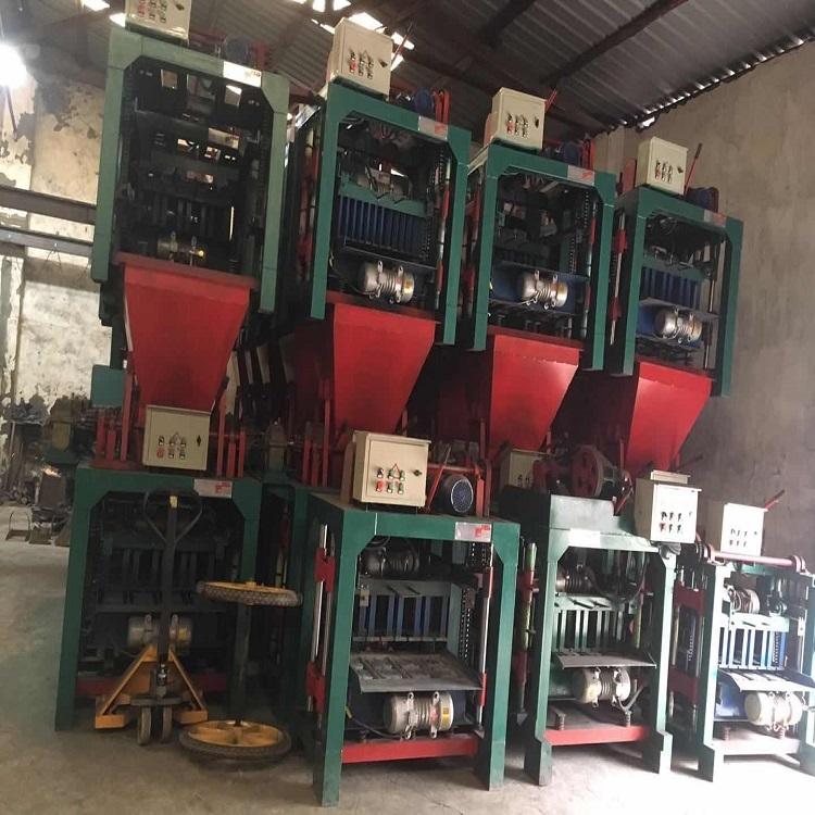 中型全自动免烧砖机新型自动砖机成都小型制砖机