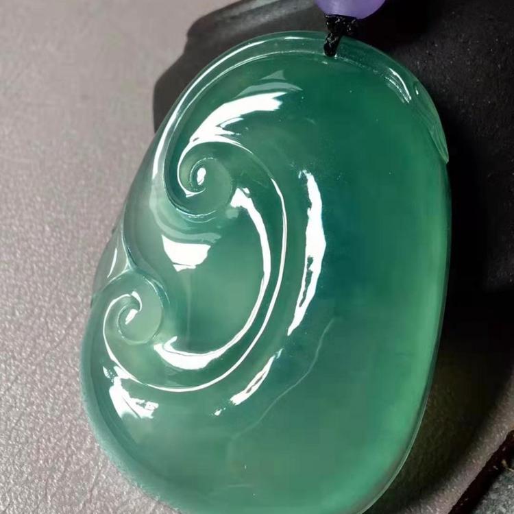 纯天然翡翠 翡翠吊坠 翡翠一手货源 高冰吊坠  玻璃种吊坠