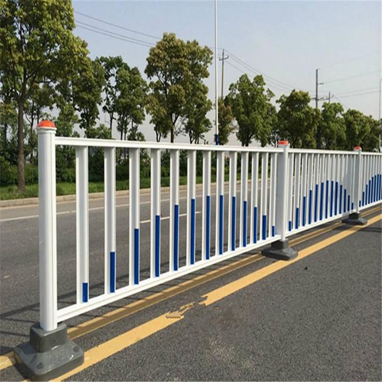 城市道路护栏 市政护栏交通护栏  锌钢护栏