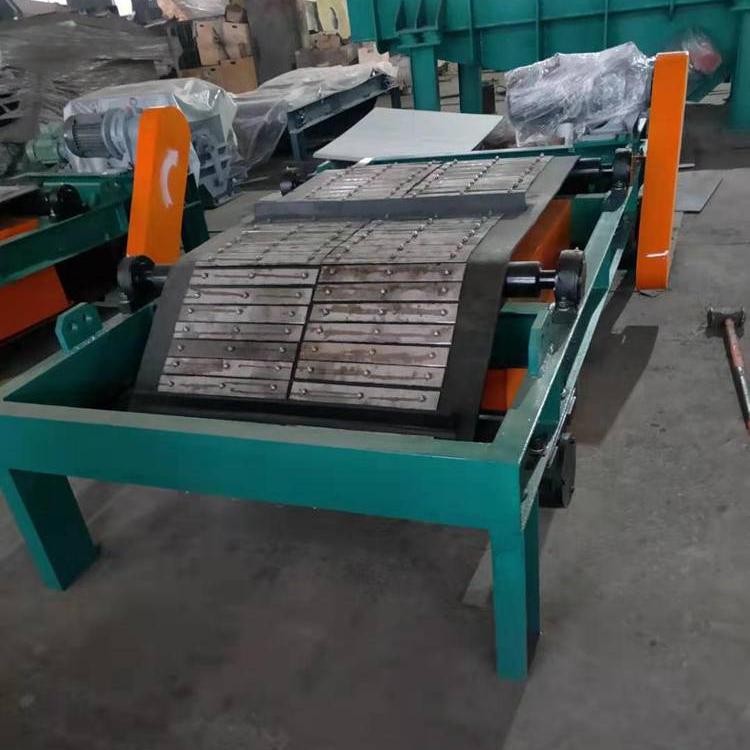 永磁除铁器厂家供应 永磁自卸式除铁器价格 茂鑫 欢迎致电咨询