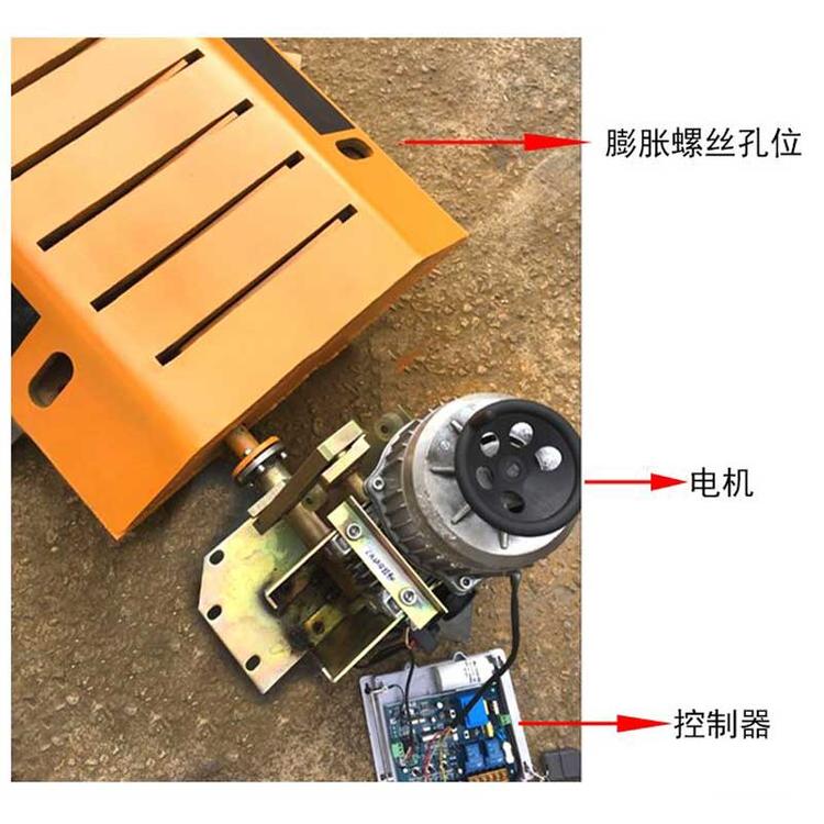 广州双向破胎器 伸缩自道刺路障 广州减速带式破胎器 广州双向破胎器
