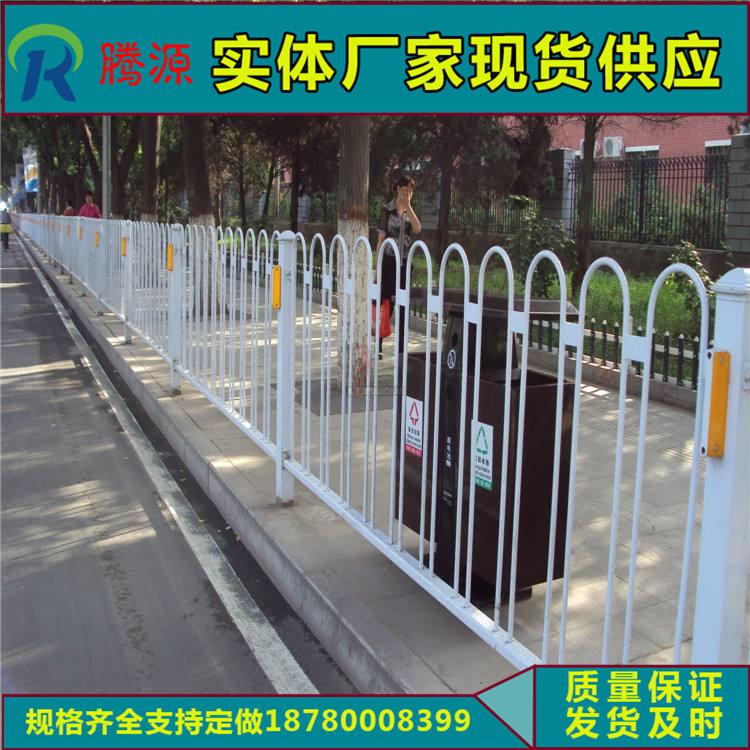 武胜交通防护栏杆-城市道路护栏-乐山交通护栏-防撞隔离护栏