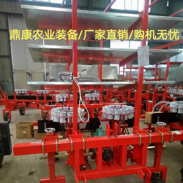 辣椒移栽机 厂家直销蔬菜移栽机 鼎康 移栽机 功能旋耕 打药 覆膜 等可定制