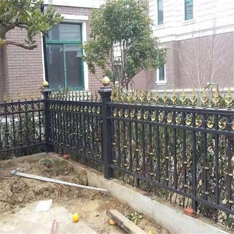 厂家直销铝艺护栏_别墅阳台铝合金围栏_庭院防盗护栏_铝艺栅栏定制