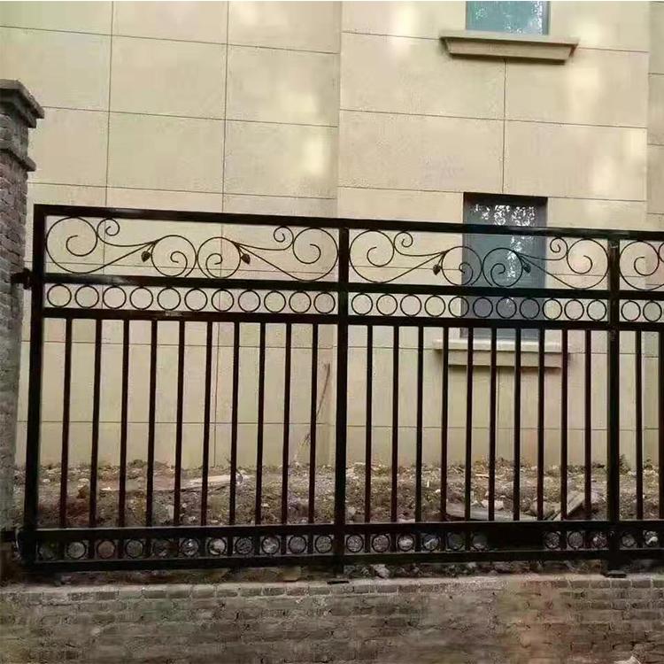 工厂铸铁护栏生产批发  铁艺栅栏  小区铸铁护栏批发