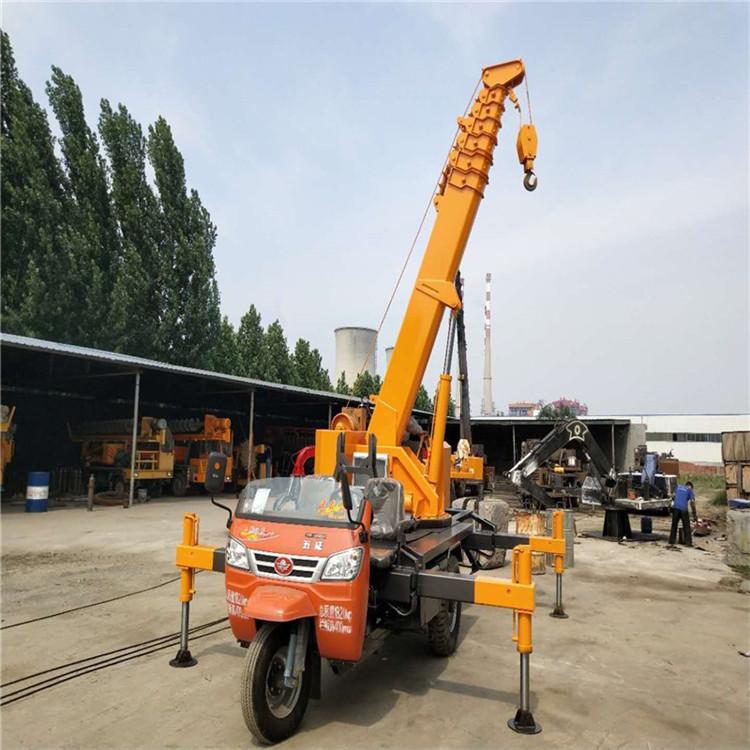 久胜机械JS-1230 工程建筑用小型三轮吊车 建筑用三轮车吊车起重机 5吨三马子平板吊车