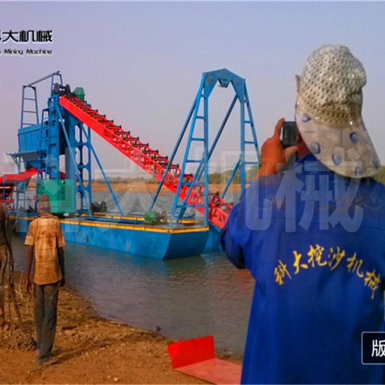 出售各型号淘金船   优质淘金车   皮带溜槽