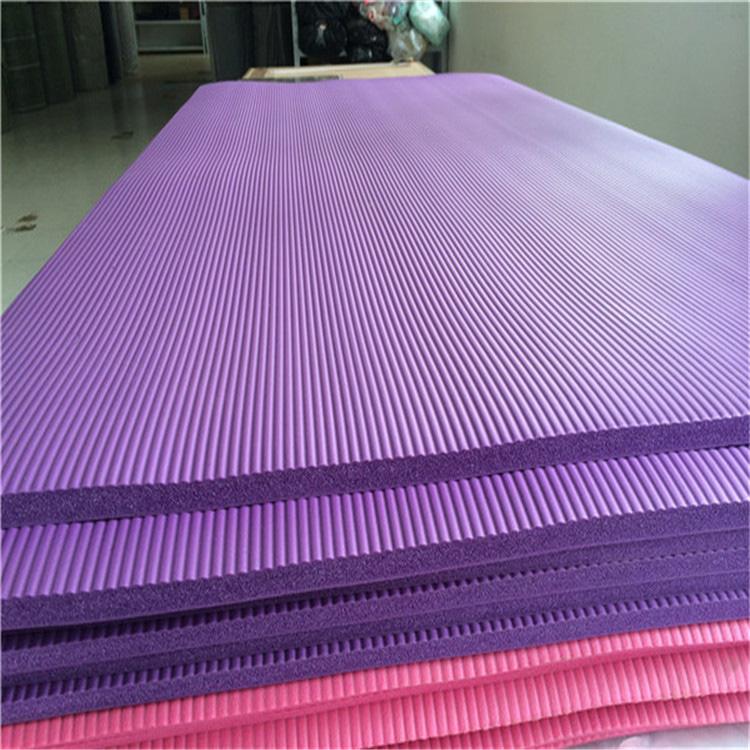 厂家直销NBR泡棉 NBR瑜伽垫 抗疲劳垫丁腈橡胶