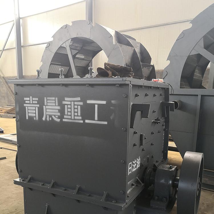 移动破碎站供应 基地研发颚式移动破碎站 山东反击式移动破碎站 青晨