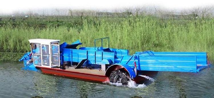 大量供应水面割草船 水葫芦割草船质优价廉 湖面割草船报价 中拓环保