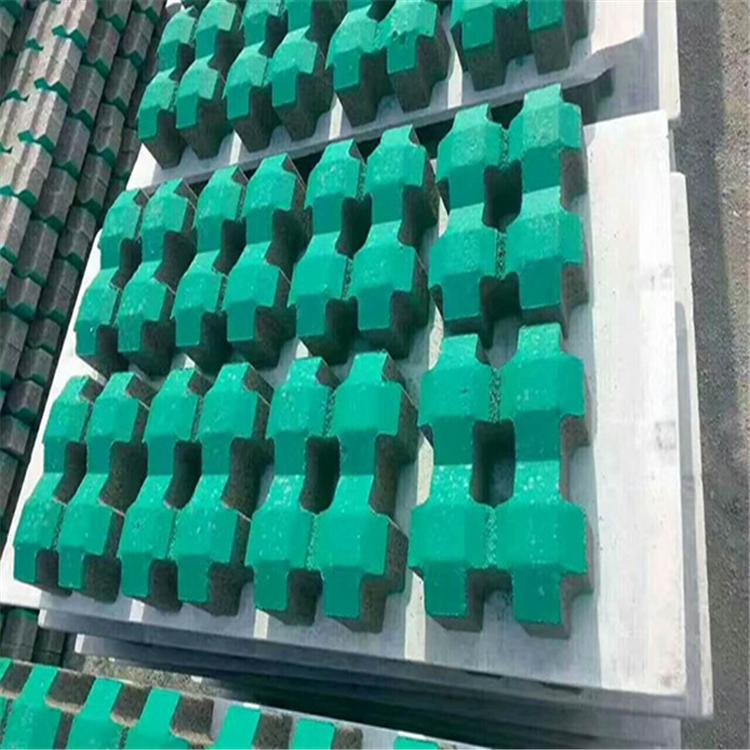 多种型号草坪砖 草坪砖    多用途草坪砖  批发好价