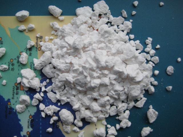 无水氯化钙 不规则颗粒状  含量 94%
