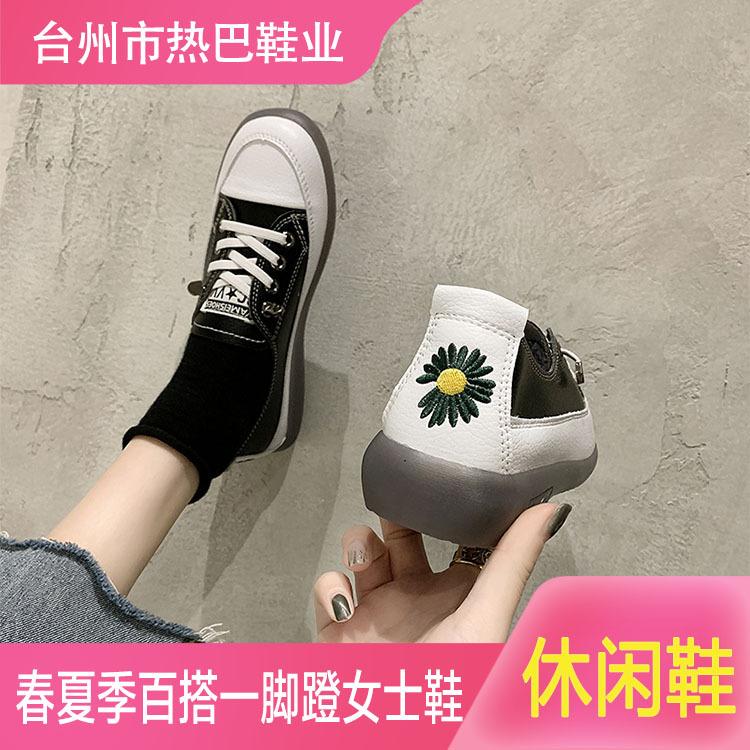 厂家直销学生运动鞋休闲鞋热巴春夏季新款舒适百搭一脚蹬板鞋