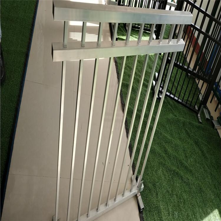 现货供应铝艺护栏价格 铸铝围栏护栏批发