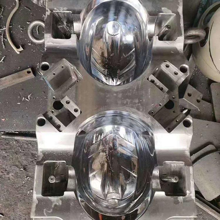 厂家定制头盔模具制造力盛模具运动头盔塑胶模具加工制造