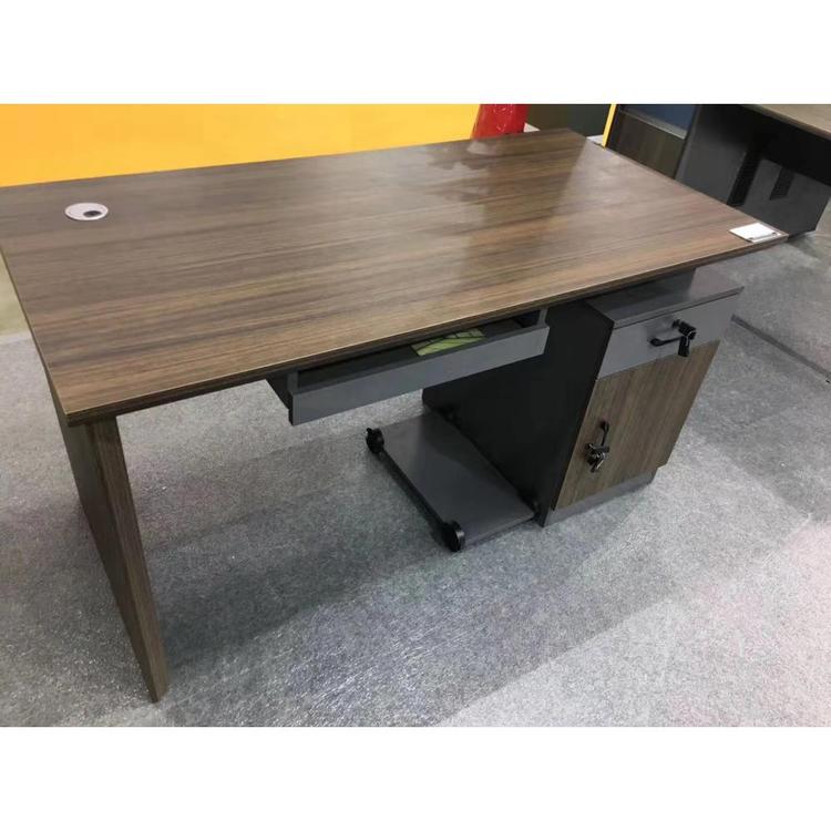 精美办公家具安装 办公桌制造厂家