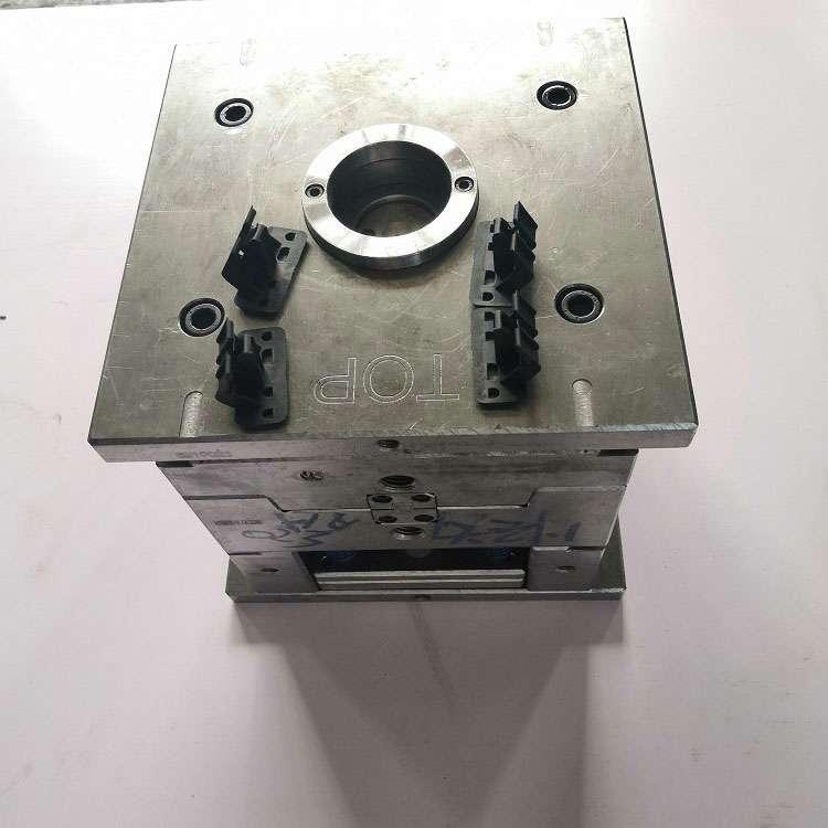 汽车覆盖件模具 力盛汽车模具 汽车中网格栅模具制造