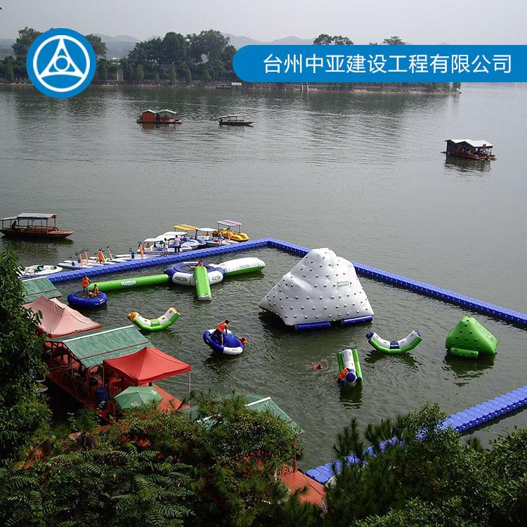 水上乐园塑料浮桥 中亚水上工程 水上平台浮筒