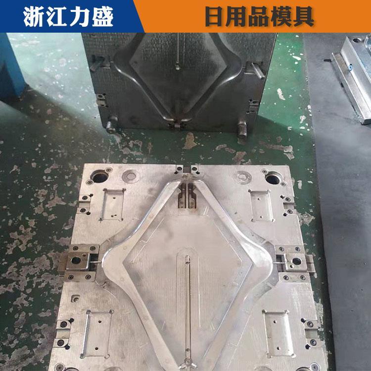 东莞塑料衣架模具加工 力盛日用品模具 储物箱模具制造