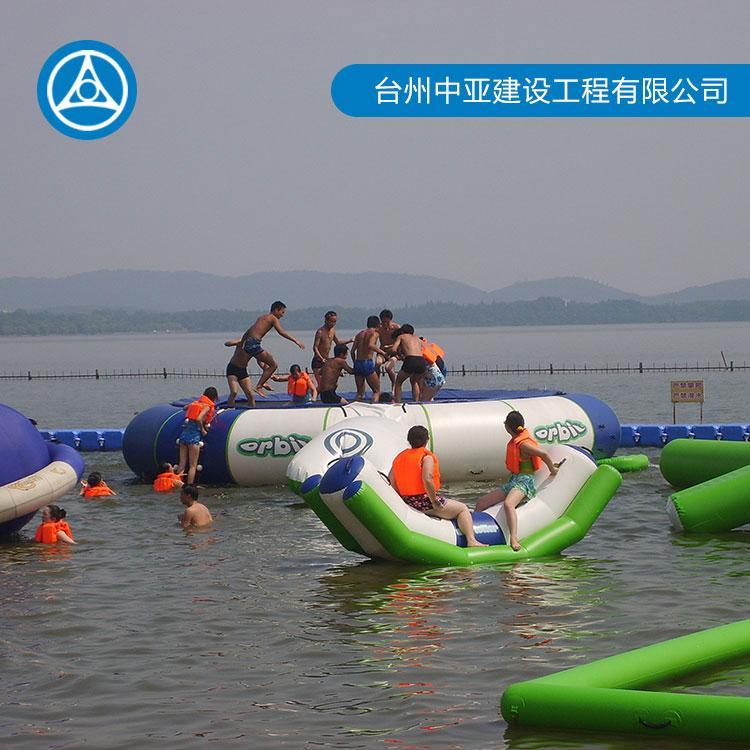 娱乐水上浮筒游泳池生产商 中亚水上工程 浮筒组合游泳池现货