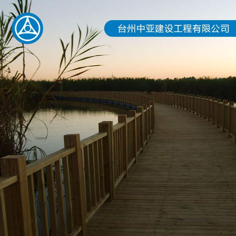专业浮筒水上工程价格 游艇码头定制