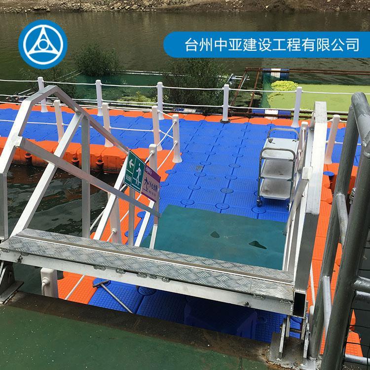 搭建浮筒水上游泳池 中亚水上工程 水上浮筒游乐设施设计